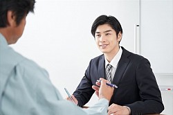 営　業